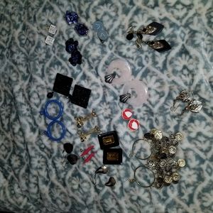 17 Pairs Of Vintage Earrings